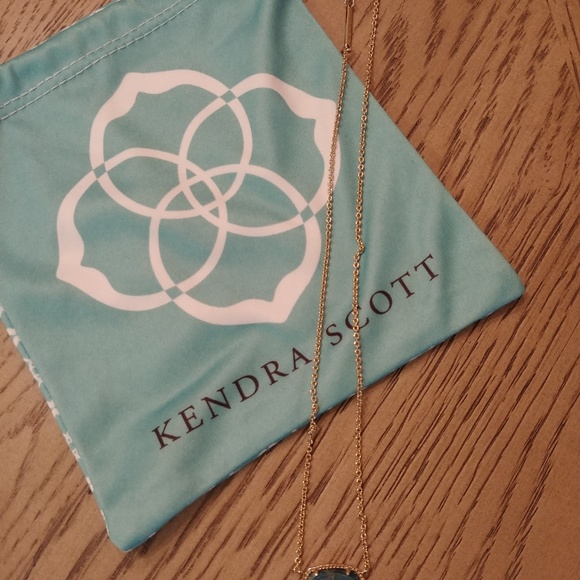 Kendra Scott Elisa necklace - Picture 3 of 3